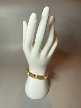 Tory Burch Gold Pearl-Stud Hinged Bangle Bracelet